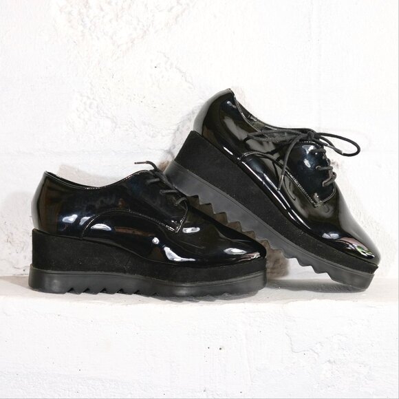 Wanted (Brand) Vegan Patent Leather Platform Black Oxford Shoes Size 8 - Picture 2 of 9